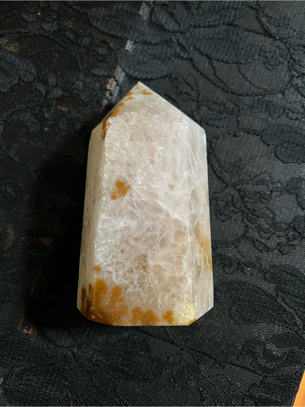 Polished Agate tower with Amber druzy cave - Picture 4 of 7